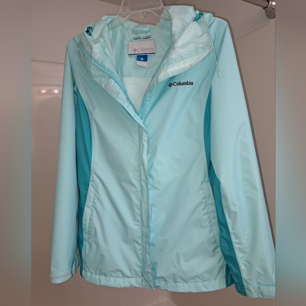 Columbia Omnitech Waterproof Jacket for Winter Sports